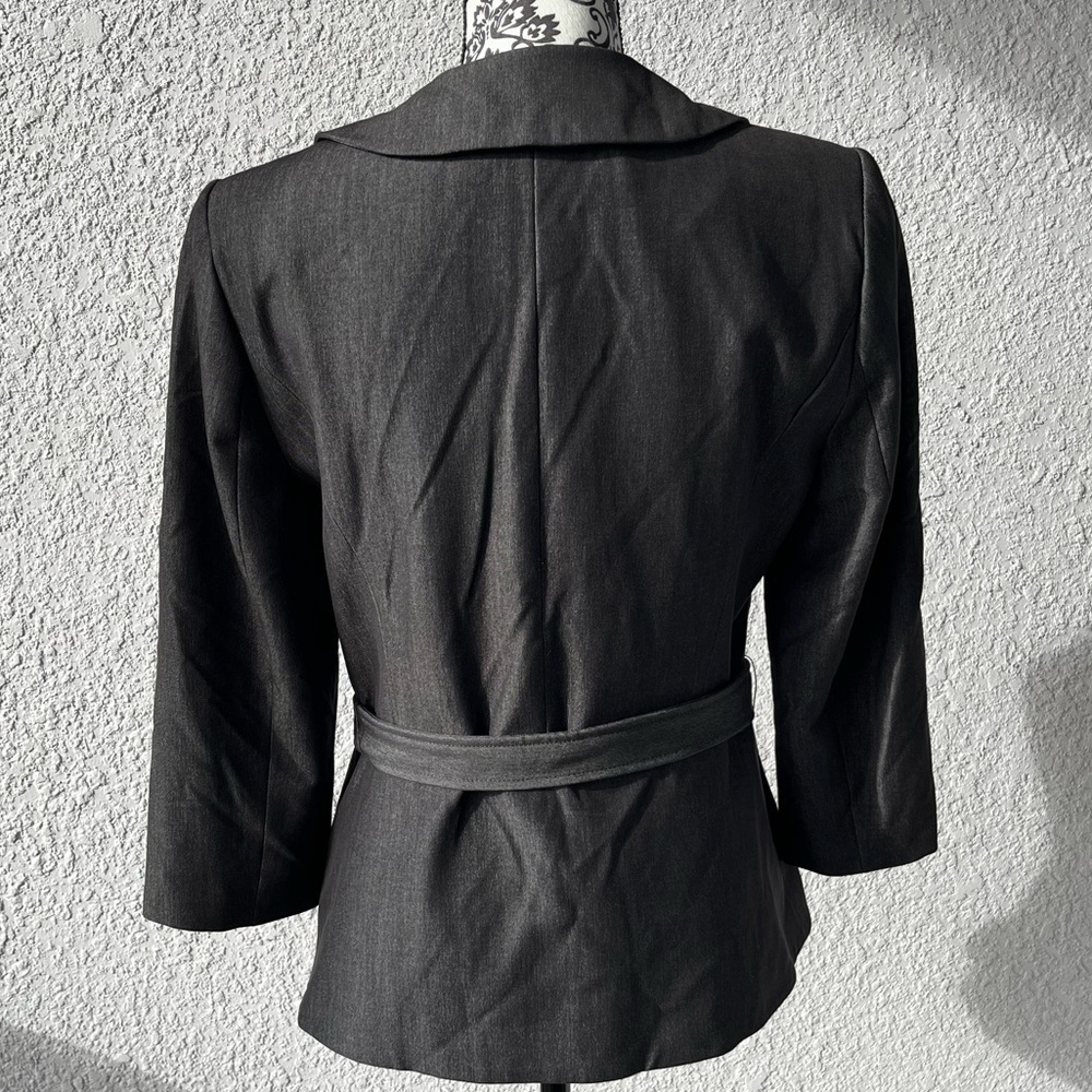 Grey Ruffle Blazer Jacket SZ 8 - Picture 5 of 10